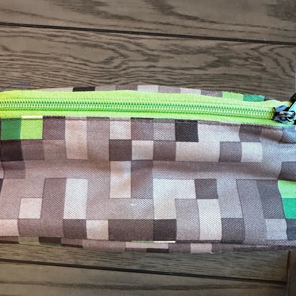🔥Minecraft Themed Lunchbox - Picture 3 of 9